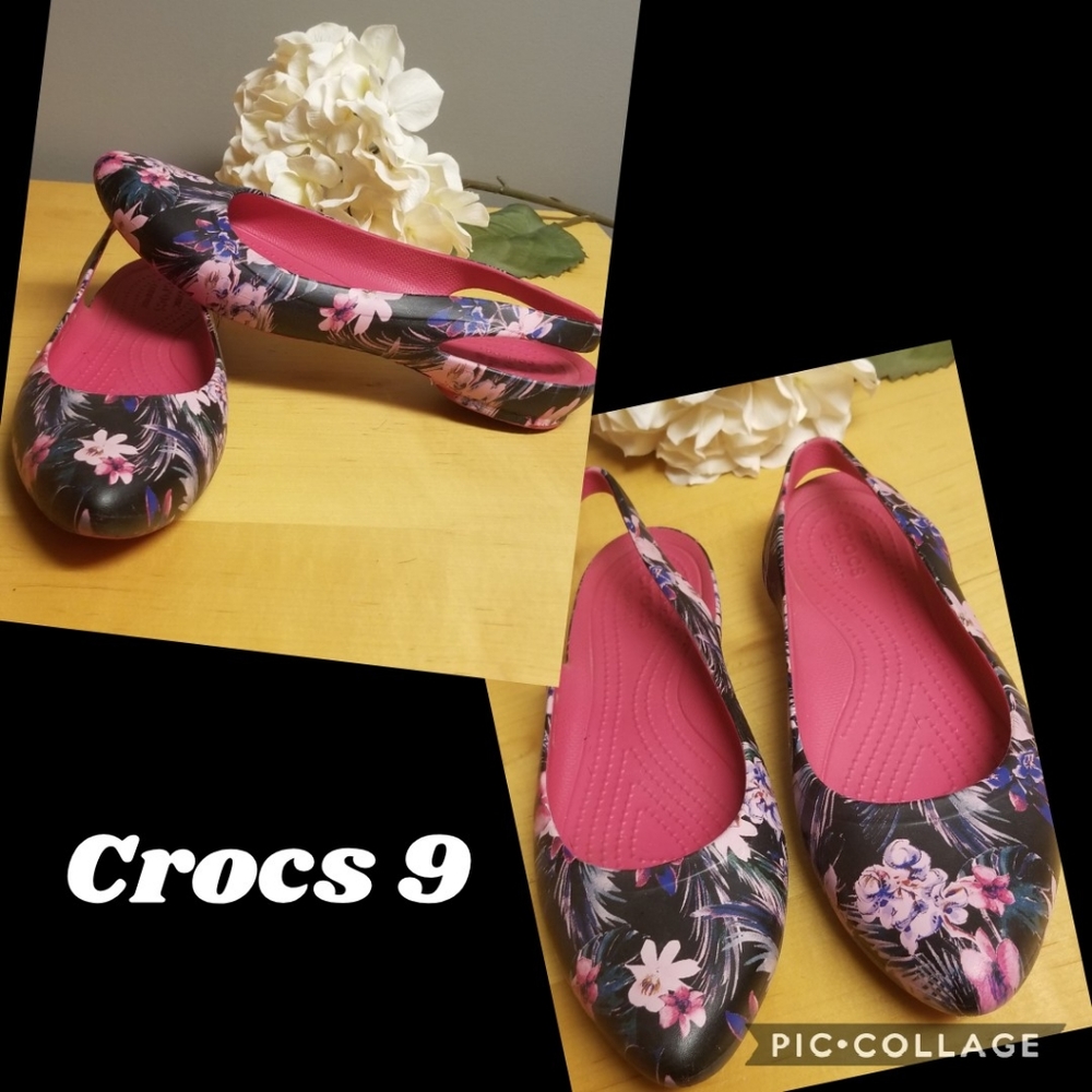 Crocs comfort size 9 flower